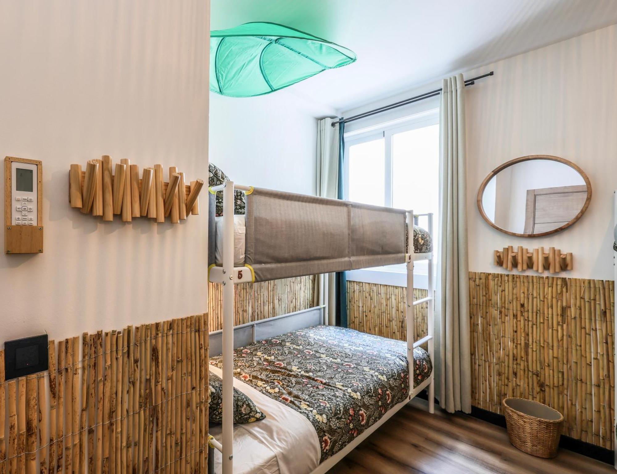 Eliseo - Livingcoworking - Malasana Hostal *