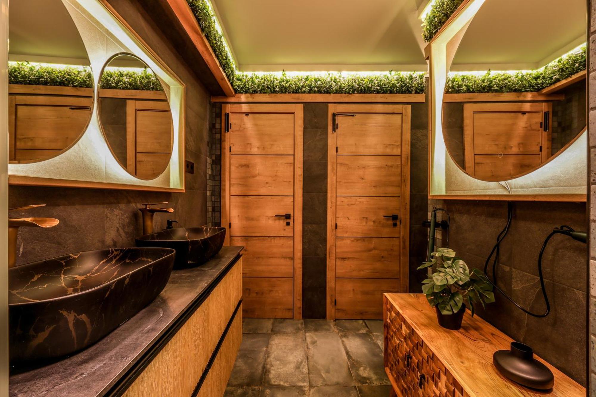 Eliseo - Livingcoworking - Malasana Hostal *