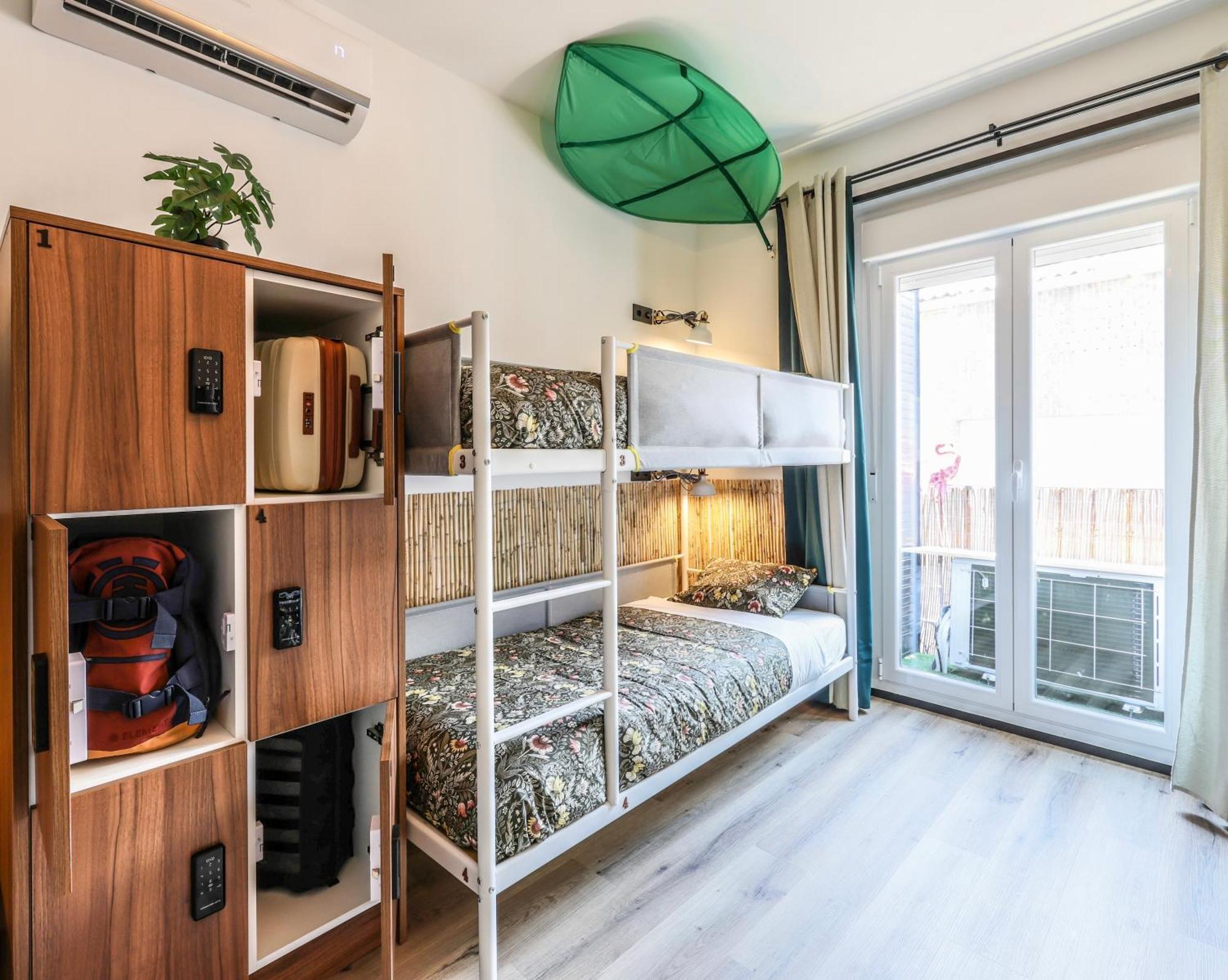 Hostal Eliseo - Livingcoworking - Malasana *