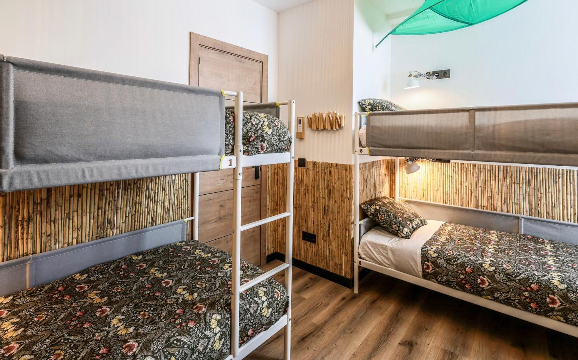 Hostal Eliseo - Livingcoworking - Malasana Madrid